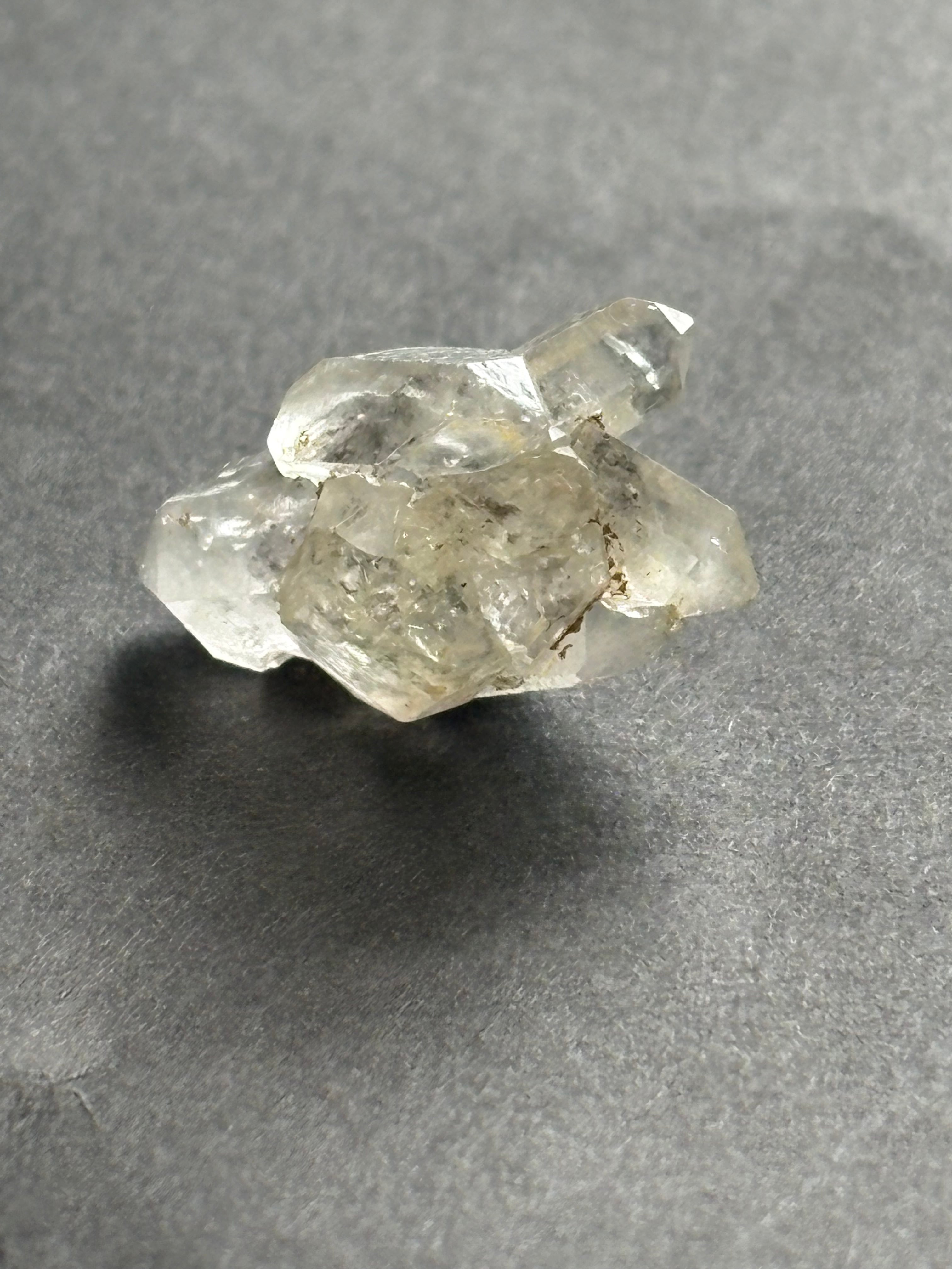 ホワイトファントム クォーツ 両剣水晶　アバンダンス 虹入 ダブルポイント天然石 水晶ポイント 虹入り ヒマラヤ水晶 ダブルポイント 73mm 両剣水晶