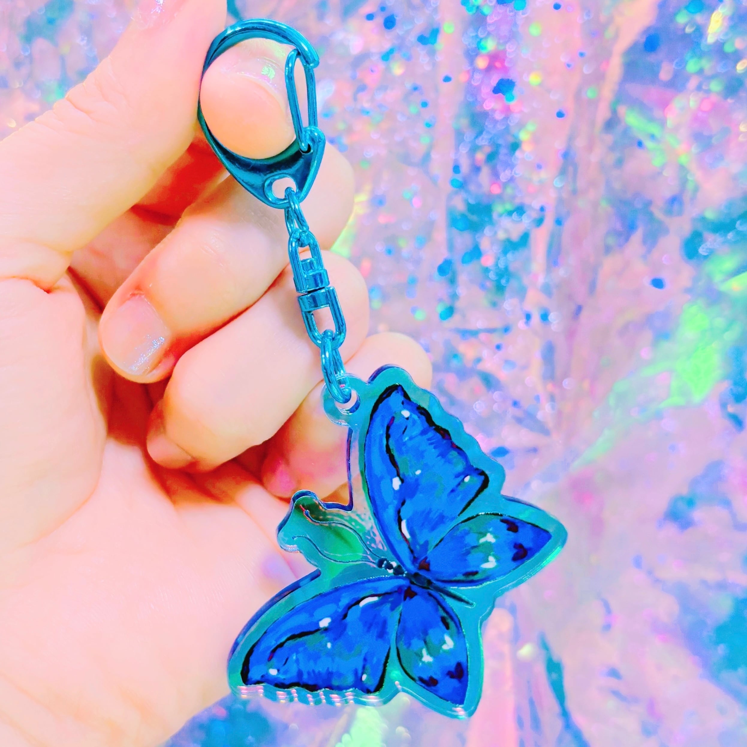 蝶々のオーロラアクリルキーホルダー | naginegi