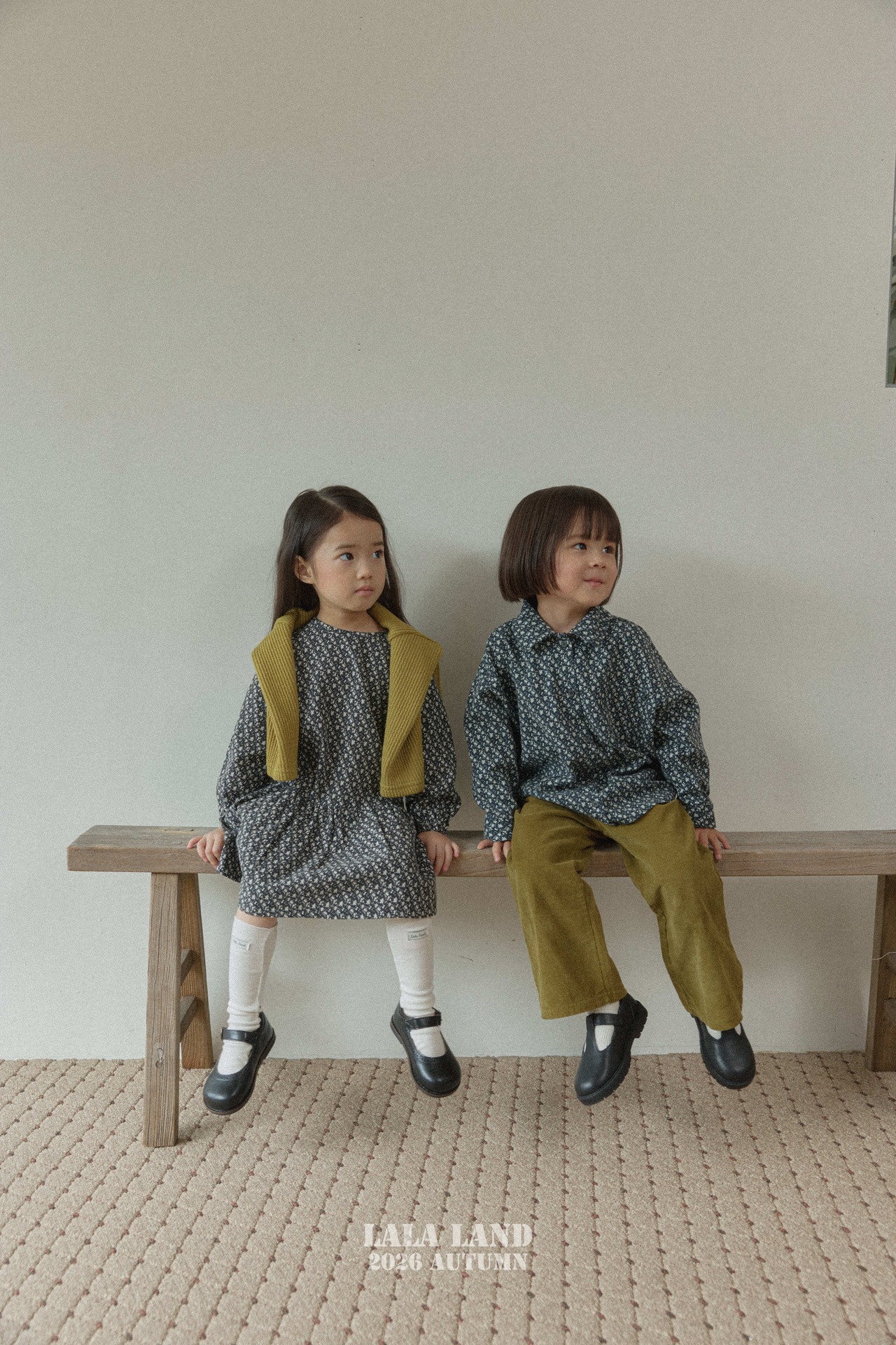 韓国子供服 / LALALAND / 26Autumn / フリルカラー シャツ / 秋服 / キッズ *XS~XL*
