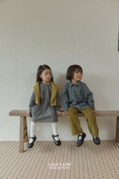 韓国子供服 / LALALAND / 26Autumn / フリルカラー シャツ / 秋服 / キッズ *XS~XL*