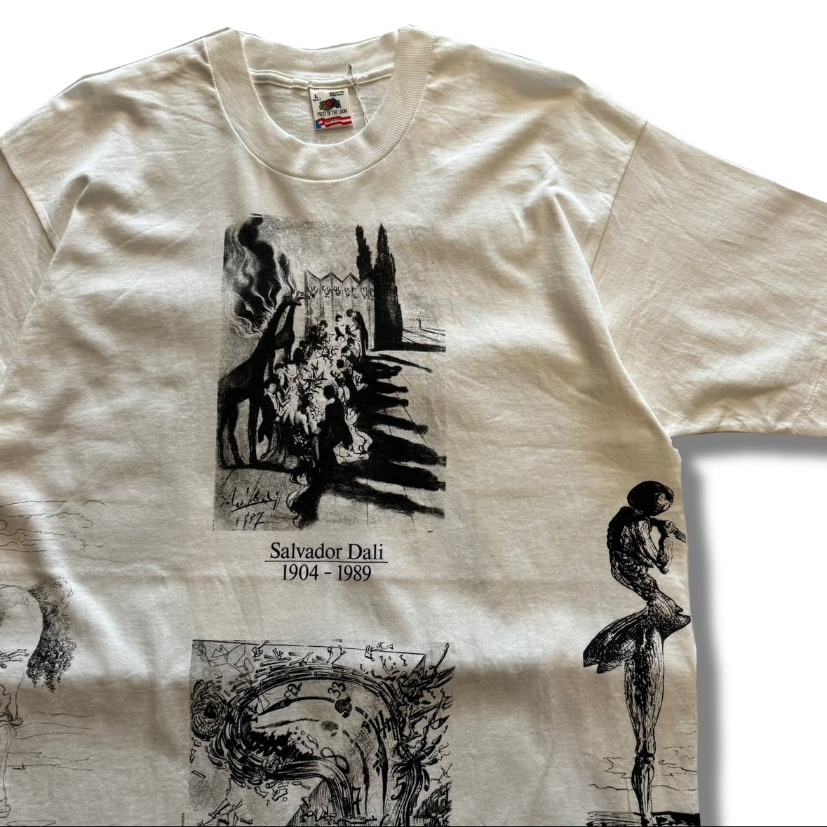 90s サルバドール・ダリ マルチデザインTシャツ | RIDDLE clothing 90s サルバドール・ダリ マルチデザインTシャツ | RIDDLE clothing