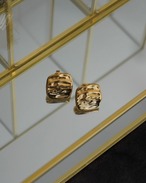 Golden Scone Studs