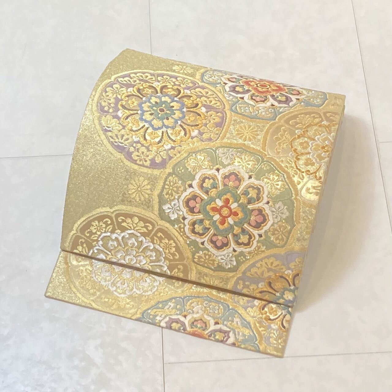 未使用 唐織り 四季の花々 袋帯 正絹 金糸 銀糸 白 オフホワイト 未使用 唐織り 四季の花々 袋帯 正絹 金糸 銀糸 白 オフホワイト