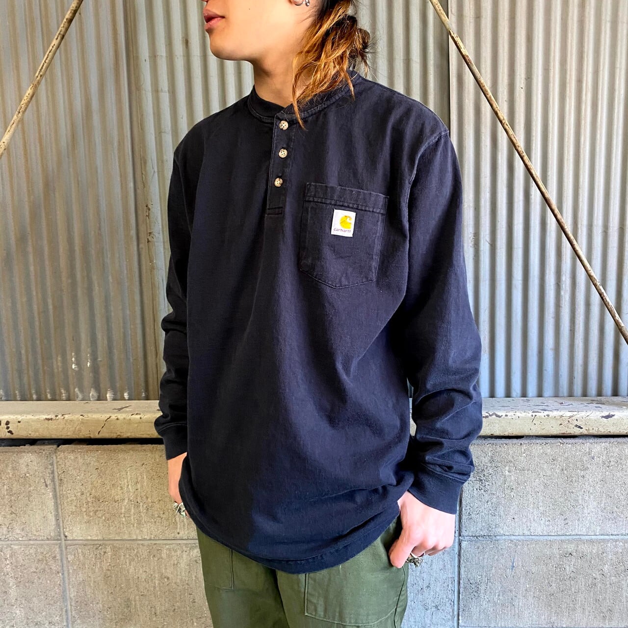 Carhartt カーハート ワンポイントロゴ ヘンリーネック ロングT ...