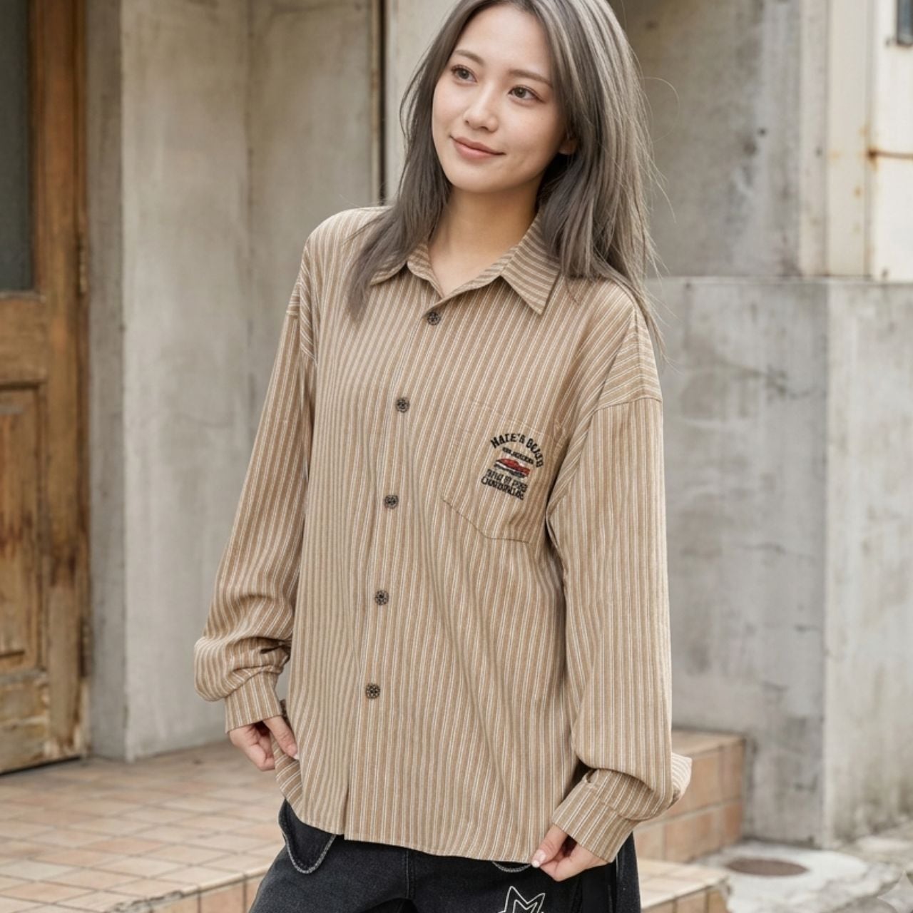 レトロストライプレタリングワンポイントシャツ 2col R02478