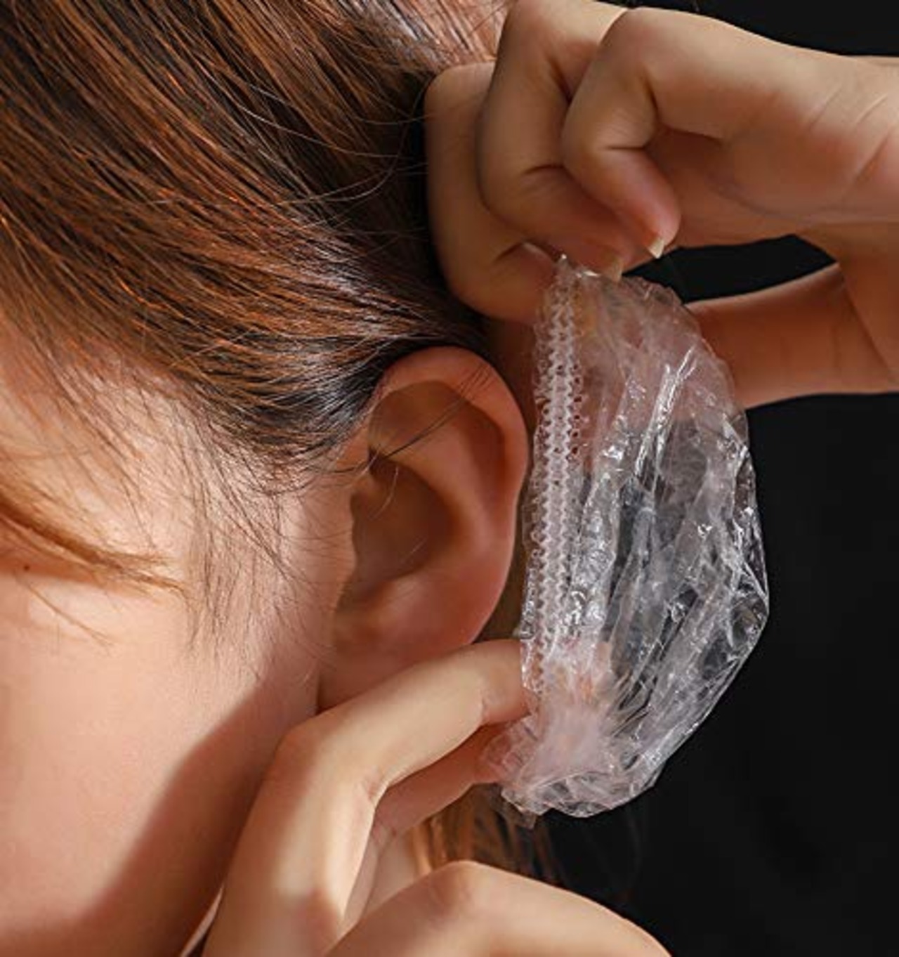 YFFSFDC 使い捨て 耳キャップ 100枚入 イヤーキャップ 耳カバー 毛染め 髪染め ヘアカラー パーマ キャップ 耳保護 フリーサイズ 男女兼用 (ホワイト)