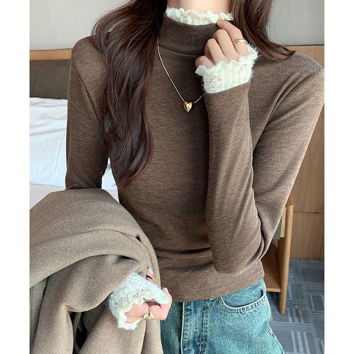 ハイネック リブニット 長袖 レースフリル レディース 春秋冬 韓国 きれいめ シンプル 大人 かわいい フェミニン おしゃれ 伸縮性 ニット トップス 大人可愛い 大人女子