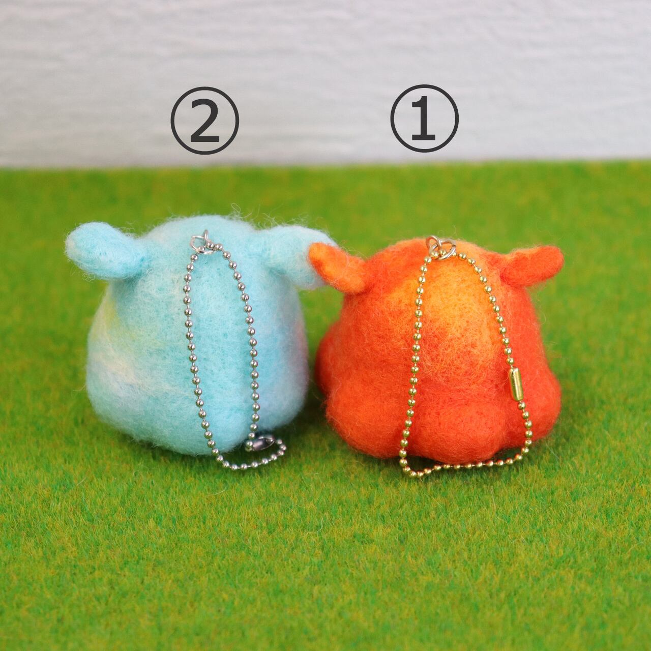 羊毛フェルト めんだこのめんこちゃん 二種類 オレンジ・水色 | トイロ