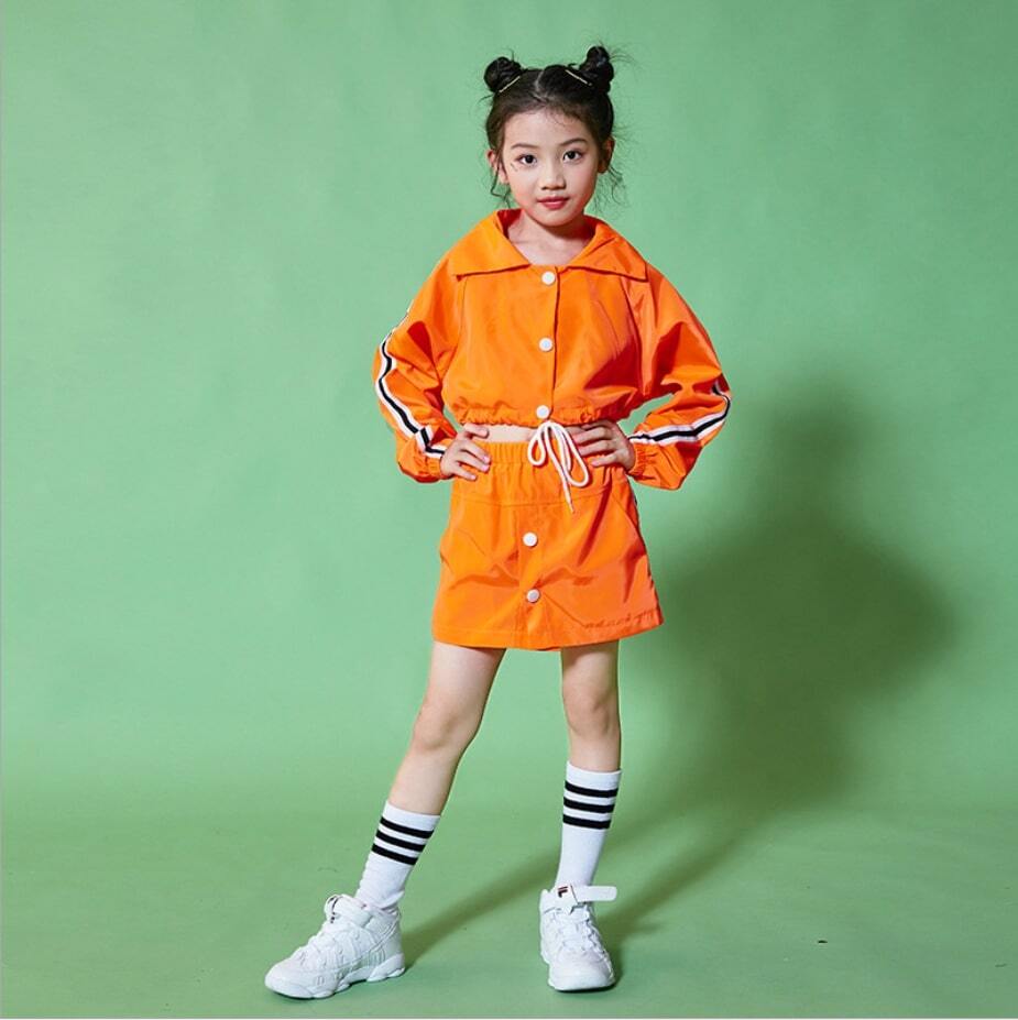 予約商品 キッズダンス衣装 ライン入りシャカシャカジャケット スカート上下セット ヒップホップ ダンス衣装 ウィンドブレーカー セットアップ ダンス部衣装 発表会衣装 女の子 Hiphop X0086 ダンス衣装の子供服tinygang 予約商品 キッズダンス衣装 ライン入りシャカシャカジャケット スカート上下セット ヒップホップ ダンス衣装 ウィンドブレーカー セットアップ ダンス部衣装 発表会衣装 女の子 Hiphop X0086 ダンス衣装の子供服tinygang