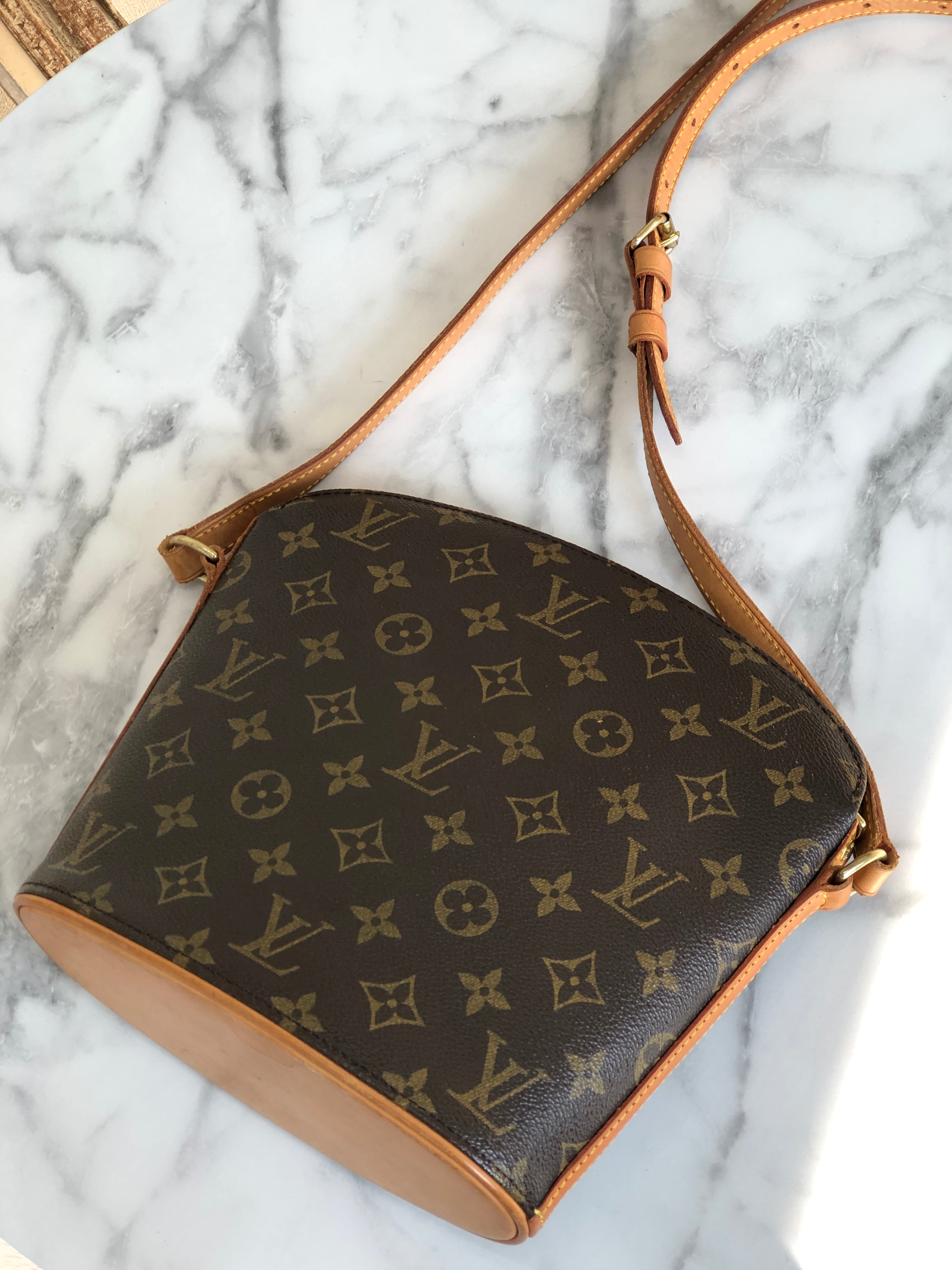 LOUIS VUITTON ショルダーバッグ ドルーオ モノグラム M51290