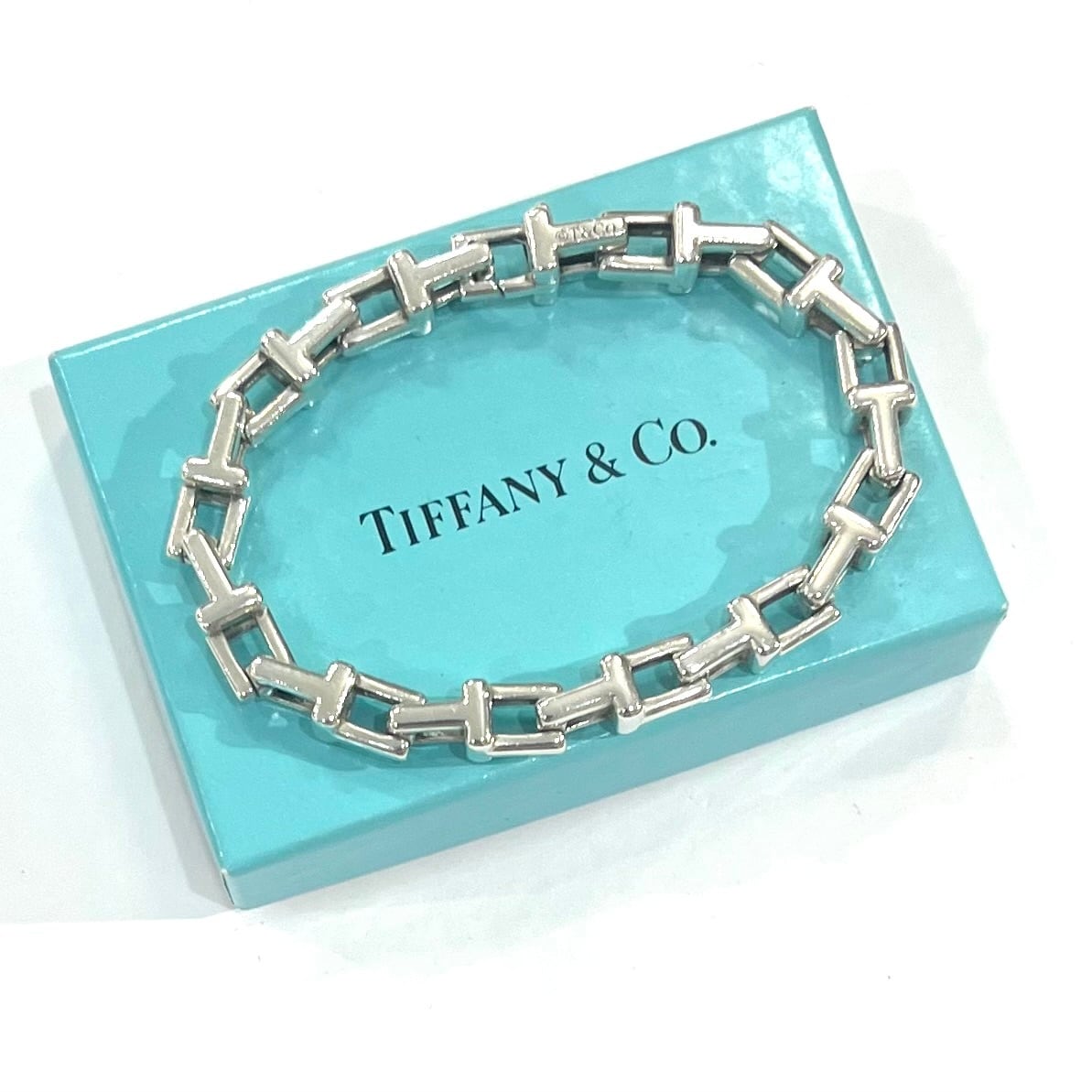 激レア【TIFFANY&CO. 】2573 ボリューム 重厚感Tモチーフ リンク