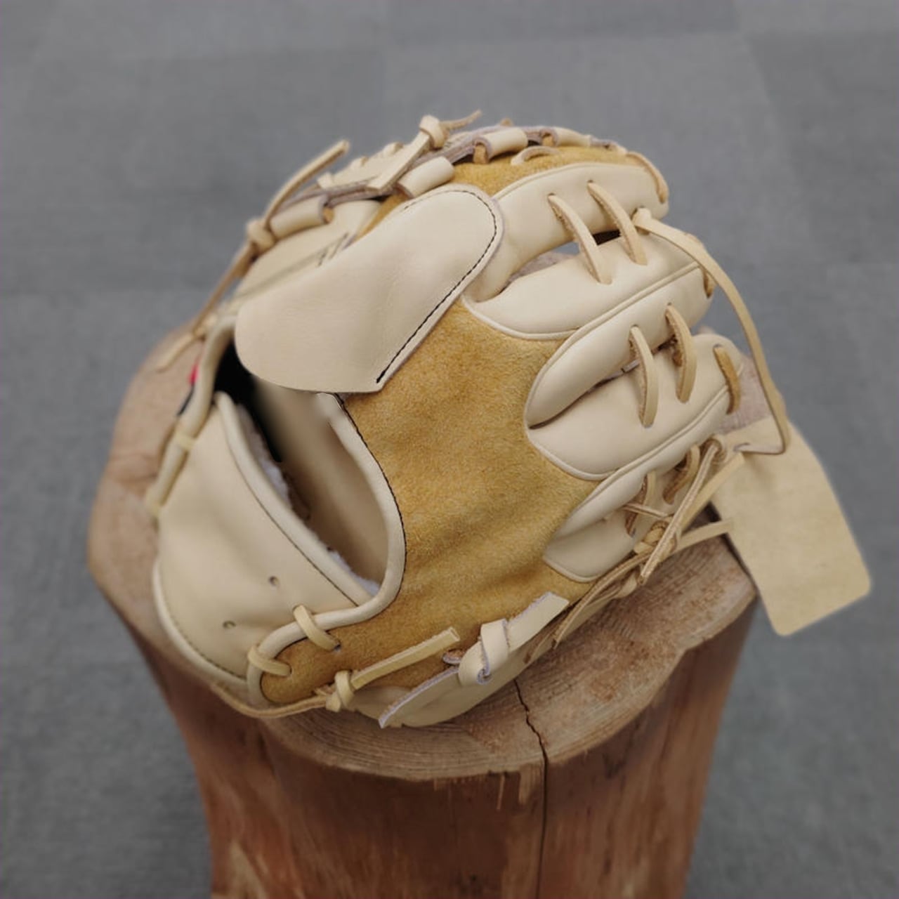 Treasure トレジャー 投手用特化型特殊重心グローブ 肩甲骨 股関節