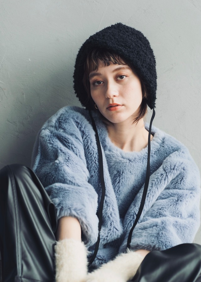 BONNET BOUCLÉ / BLACK