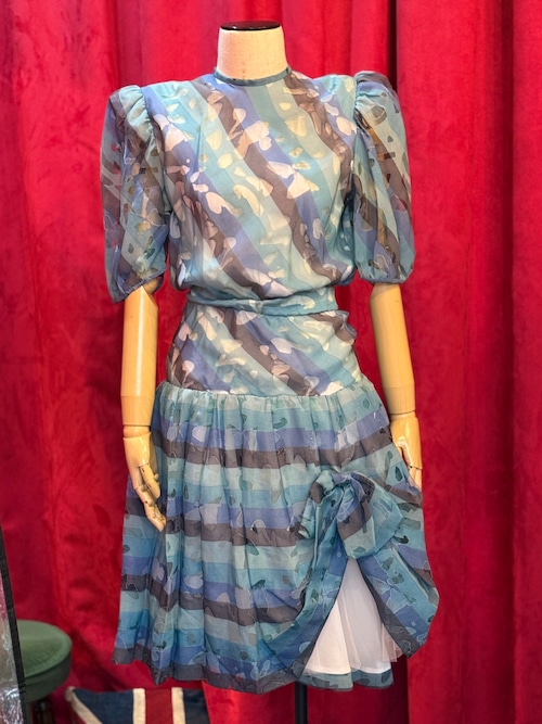 英国80’ｓ Vintage　ワンピース
