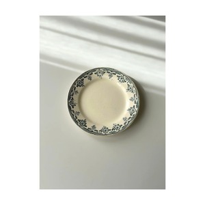 Choisy le roi ショワジールロワ / “BORDEAUX” green 野薔薇のガーランドプレート