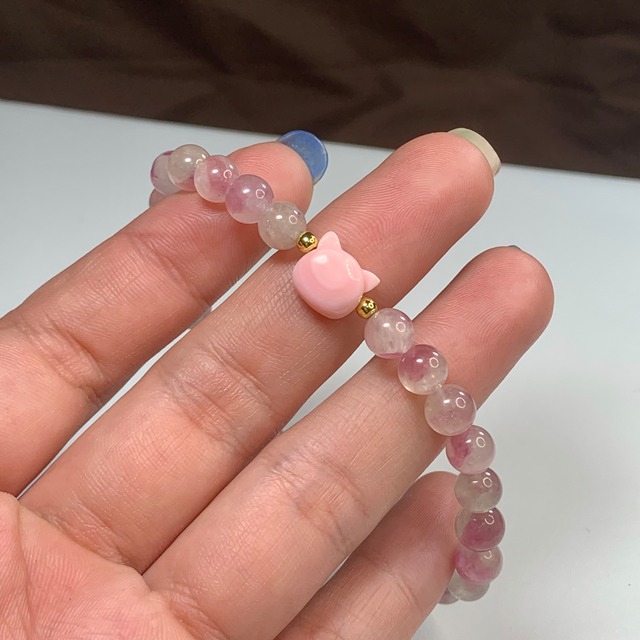 ー猫ークイーンコンクシェル×ピンクトルマリンシリカ デザインブレスレット