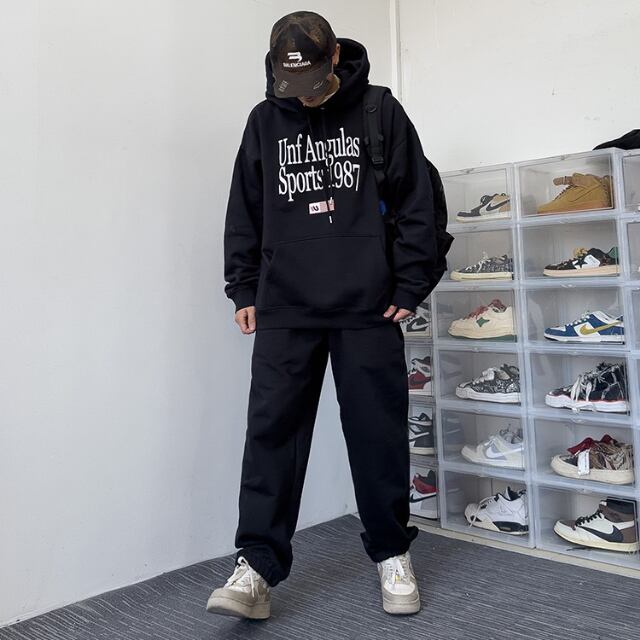 【予約販売】メンズ セットアップ 裏起毛 プリント 上下 長袖 シンプル 無地 グレー ブラック スエット パーカー フード ルーズ 男前 スエット 韓国 パンツ セット ジム カジュアル 部屋着 リラックス ルームウエア 韓国 トレンド 大きいサイズ M/L/XL/2XL