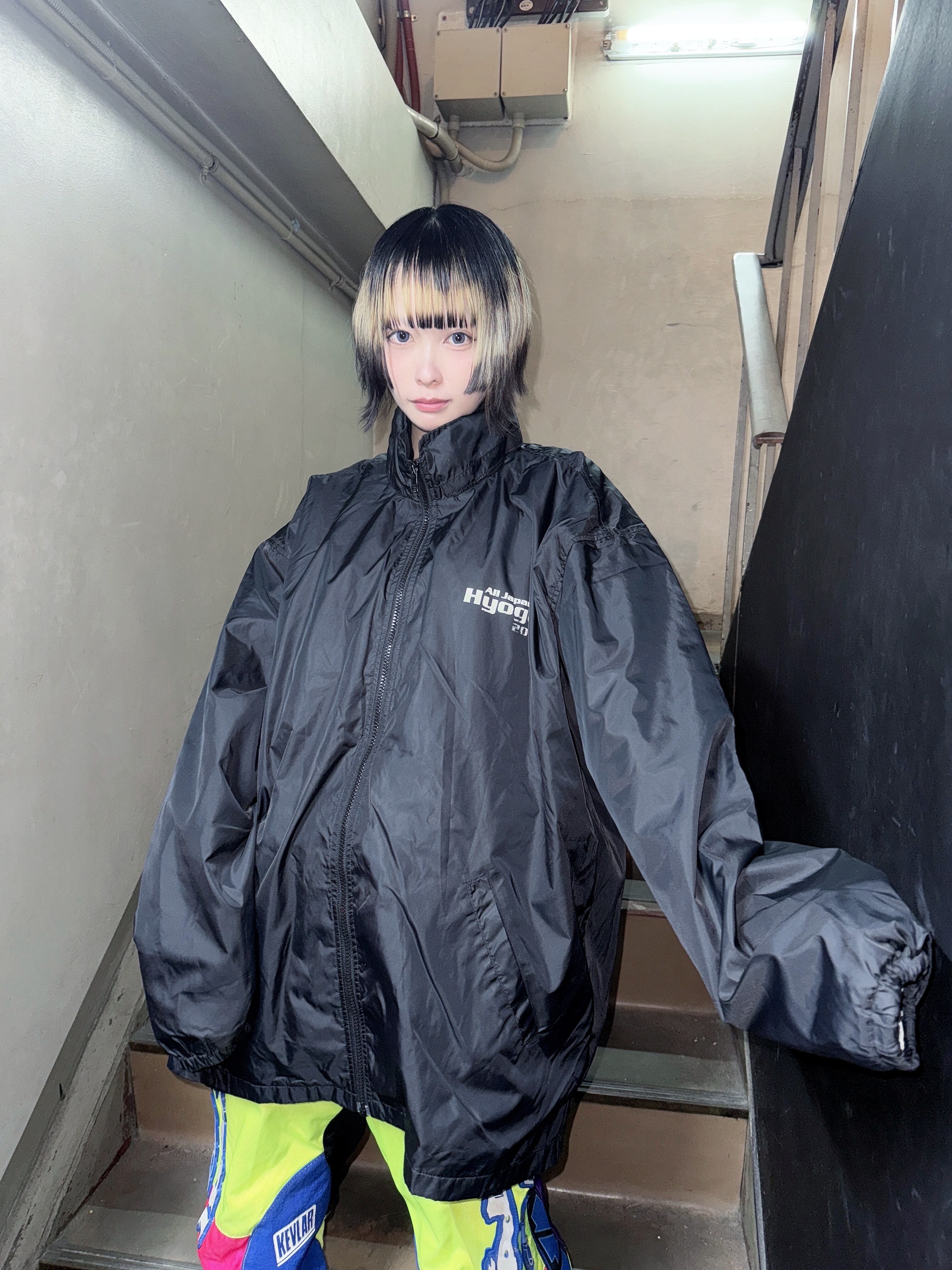 【雀蜂】リメイク古着 雀蜂