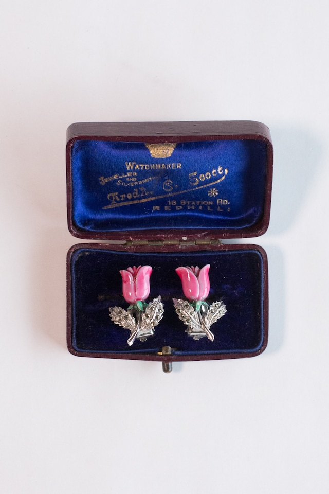 【Run Rabbit Run Vintage】Pink enamel thistle earring