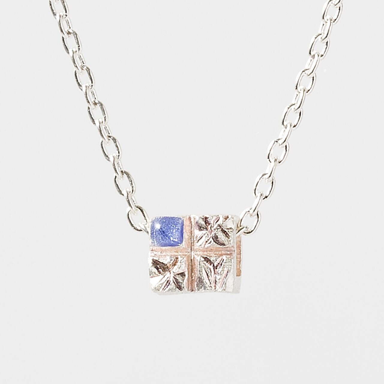SAIKORO violet -necklace-
