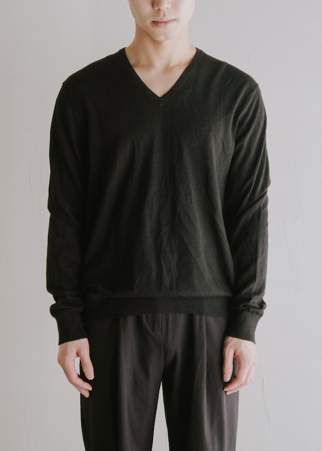 BANANA REPUBLIC extra fine merino wool v-neck knit