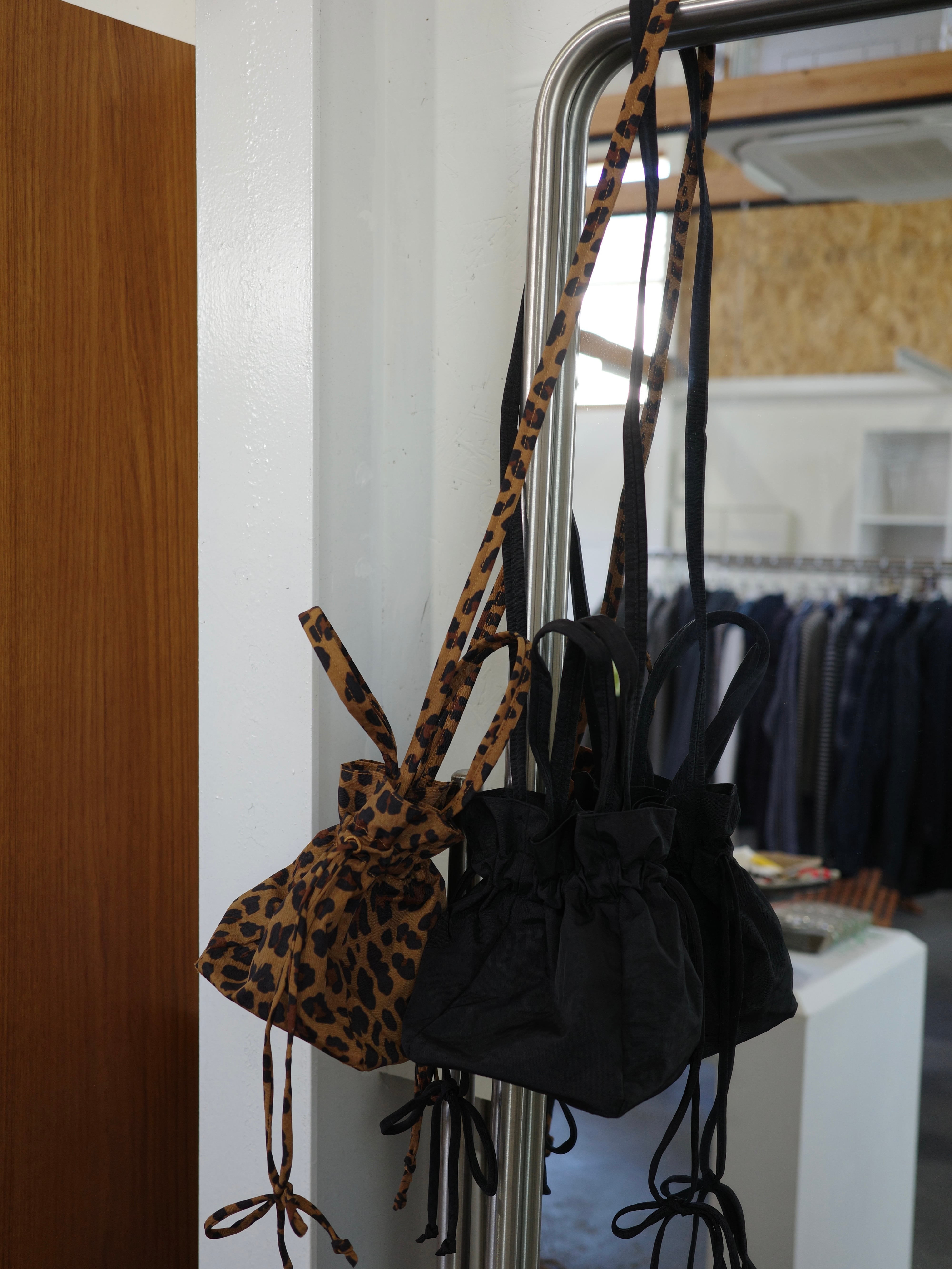 BAGGU】small sling bag | CherLife