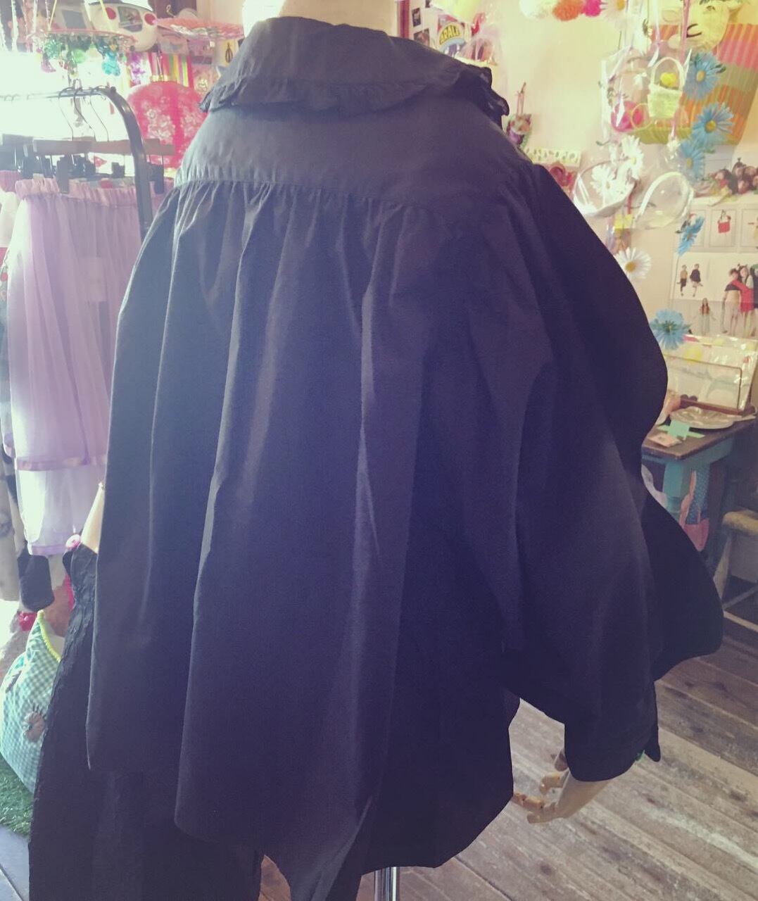 frankygrow MINORITY BROUSE ブラックブラウス frankygrow MINORITY BROUSE WOMEN | dou dou