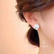 ブルームシェルピアス