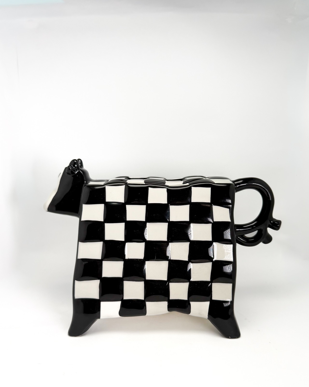 ヴィンテージ雑貨 セラミック チェッカーフラッグ 牛型ティーポット