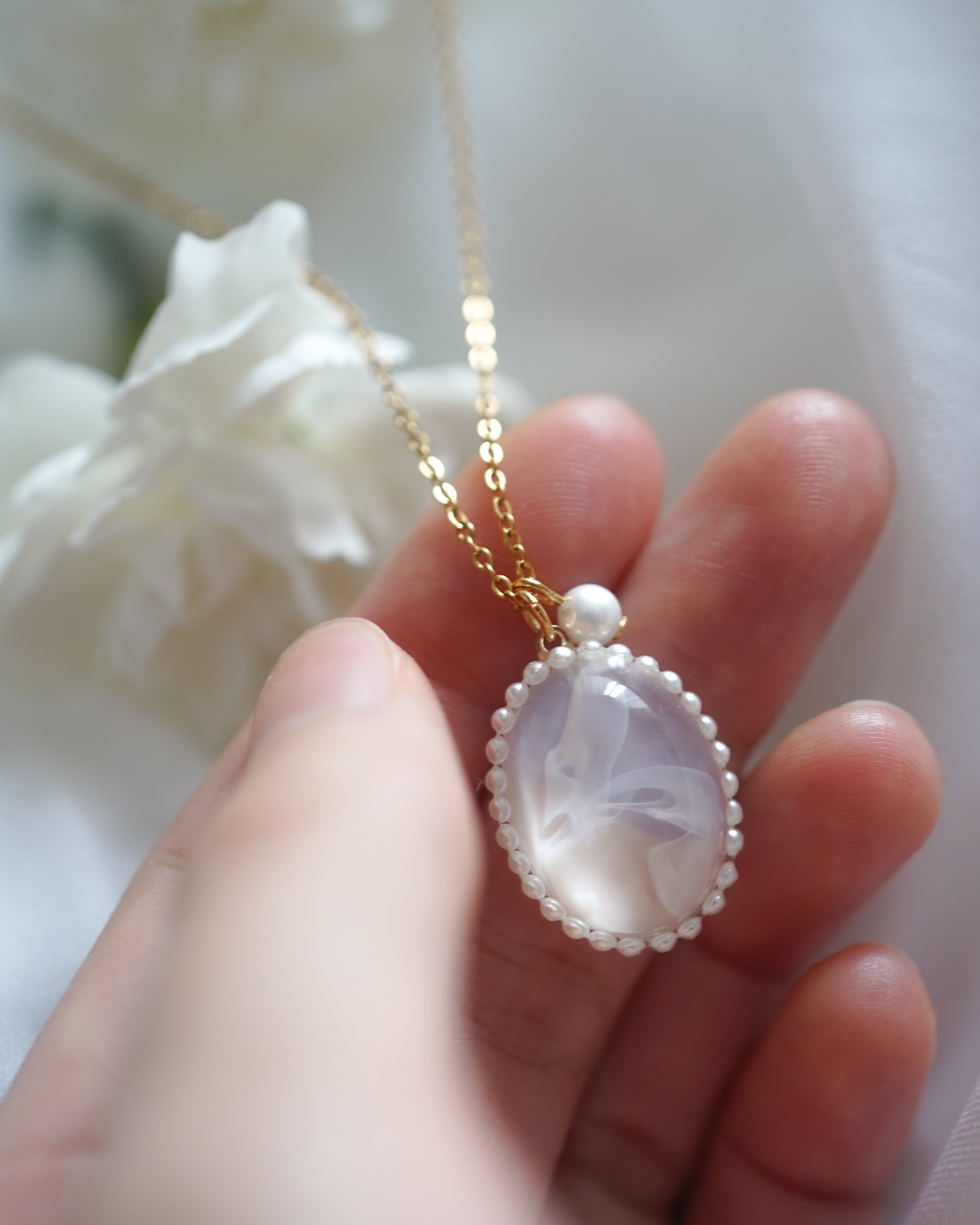 『 まどろみ 』ネックレス