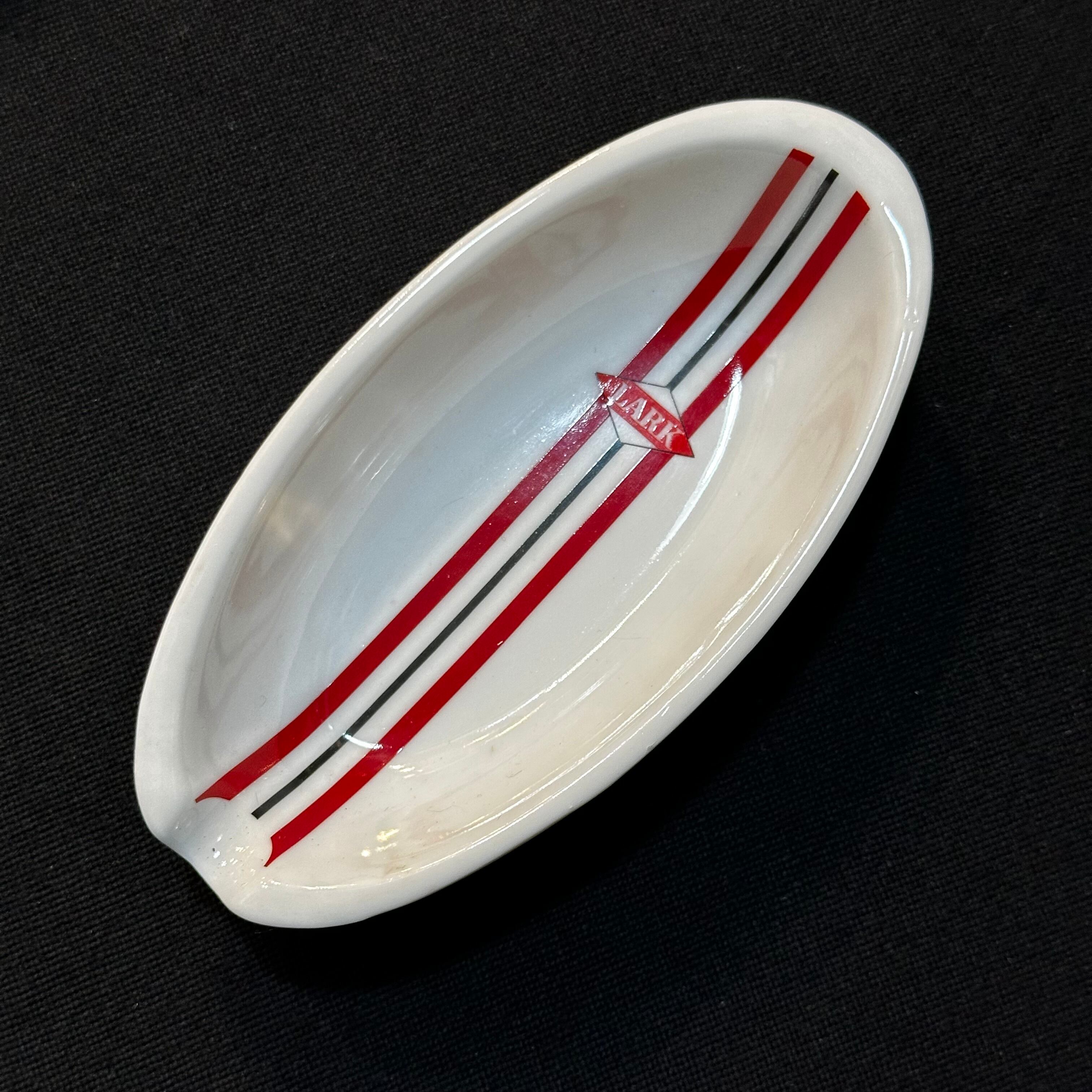 LARK サーフボード形灰皿 | GIFTSHOP OTAFUKU