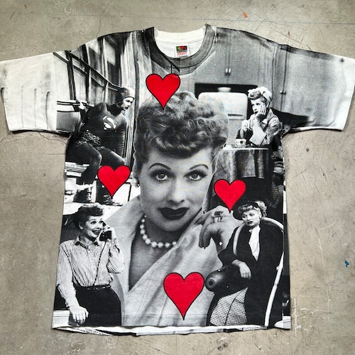 90's I Love Lucy アイラブルーシー オールオーバープリントTee Lucille Ball ルシル・ボール 総柄 ピクチャー コメディドラマ グッドコンディション Lサイズ 希少 ヴィンテージ BA-1988 RM2407H