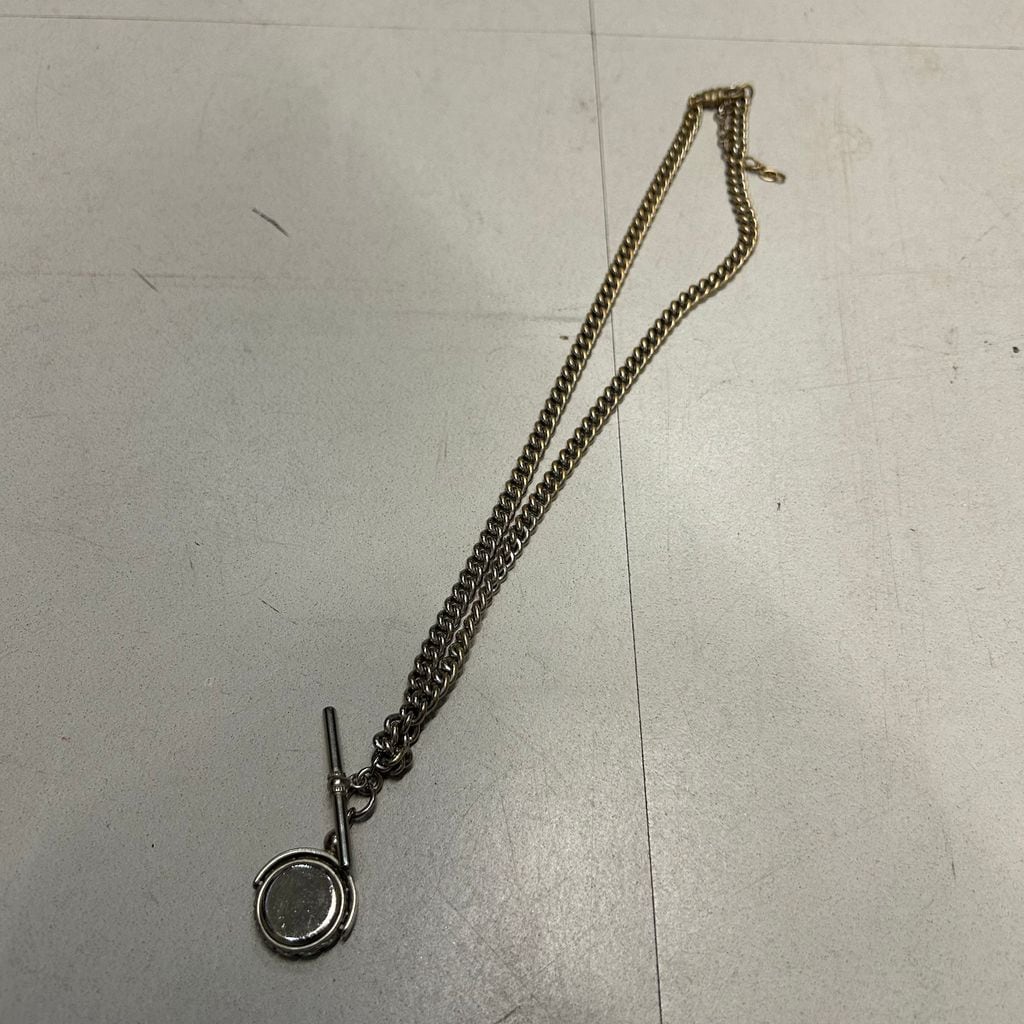 アクセサリー M1 AQUA SILVER】ゆらぎクレセントネックレス（カットアズキ