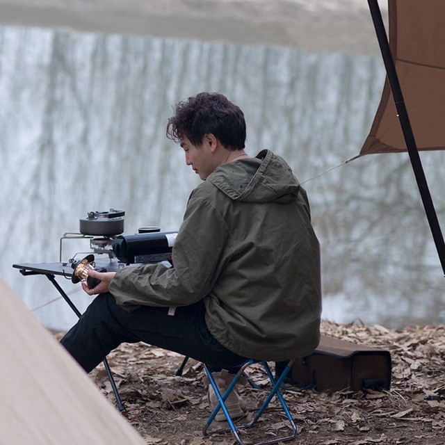 Azarxis アウトドアチェア 折りたたみ キャンプ椅子 耐荷重70kg アルミ合金 超軽量 コンパクト 携帯用 キャンプ用品 アウトドア おしゃれ 釣り 登山 バーベキュー