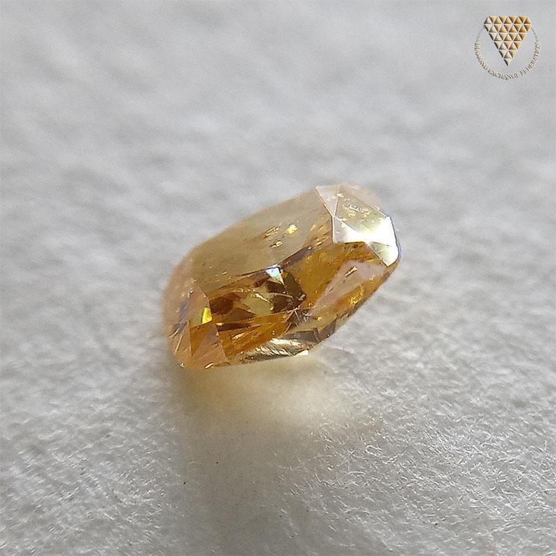 FANCY INTENSE YELLOW 0.321ct ダイヤ ルース