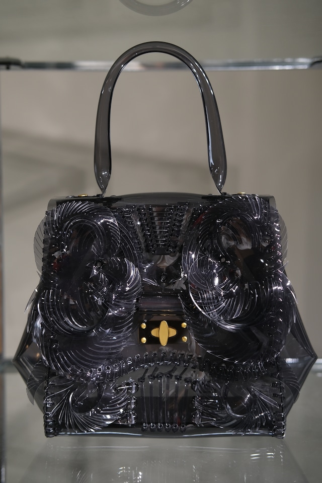 【Mame Kurogouchi】Transparent Sculptural Handbag - black -