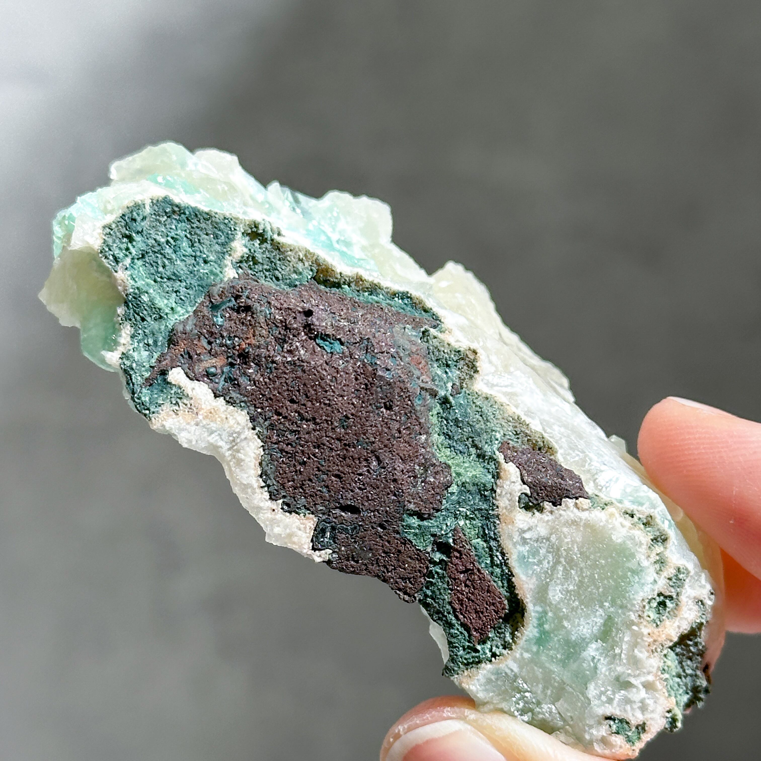 グリーンアポフィライト＆スティルバイト 83◇ Green Apophyllite