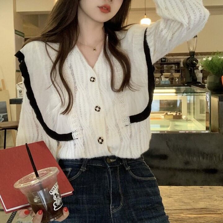 トップス レディース シャツ ブラウス ニット フリル 長袖 Vネック かわいい 大人可愛い きれいめ 上品 エレガント 清楚 フェミニン おしゃれ お洒落 綺麗 お嬢様 こなれ感 ラブリー キュート ロマンチック 抜け感 送料無料 存在感 無地 S M L 白 ホワイト OL 通勤 学生 通学 デート お出かけ 女子会 休日 春 秋 10代 20代 30代 韓国 韓国系 着回し 普段使い 重ね着 ギフト プレゼント ファッション コーデ プチプラ モテ トレンド 流行 インスタ映え