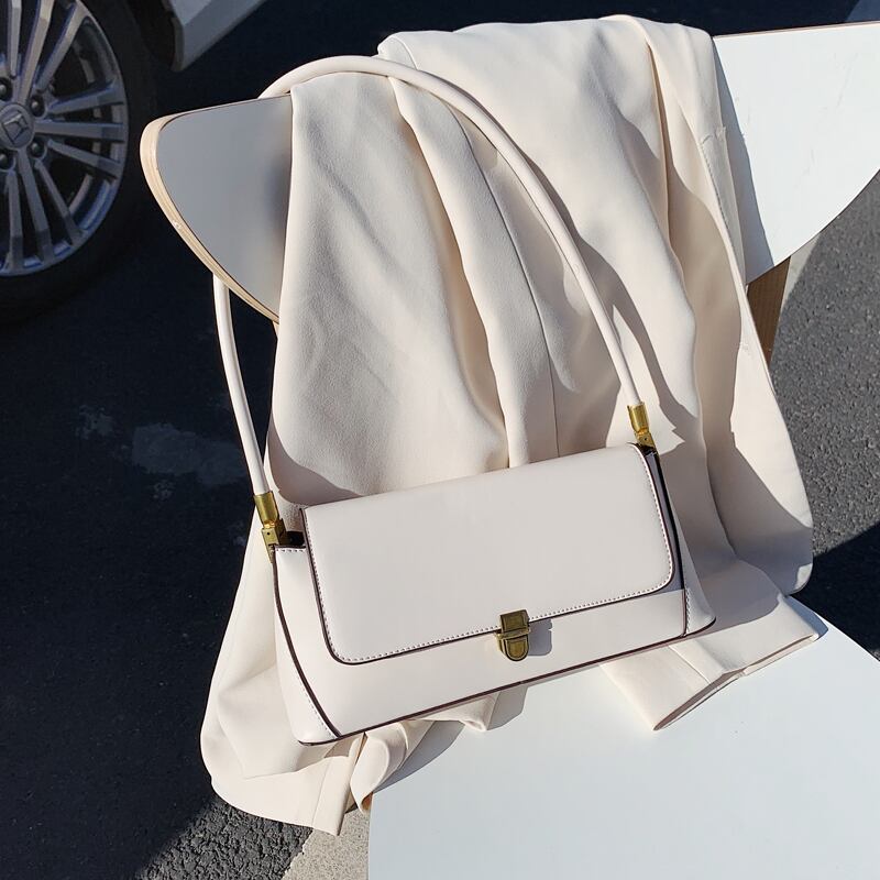 フランスのニッチバッグ、eign women、2020人気の新しいトレンドバージョンのワイルドショルダーバッグファッションテクスチャアンダーアームバッグ 手作りハンドバック68550336848