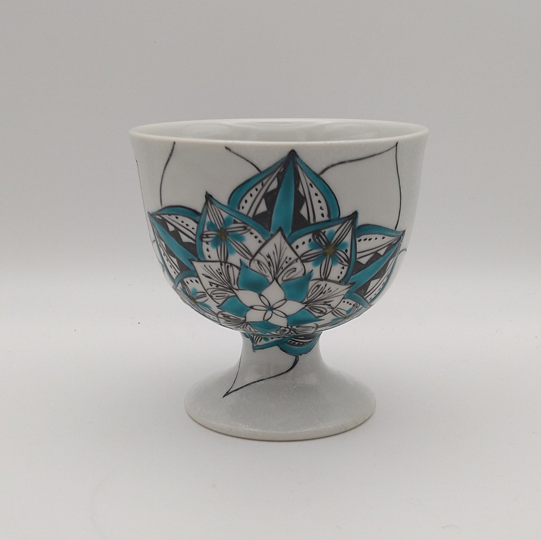 浅蔵一華 | kutanieishin