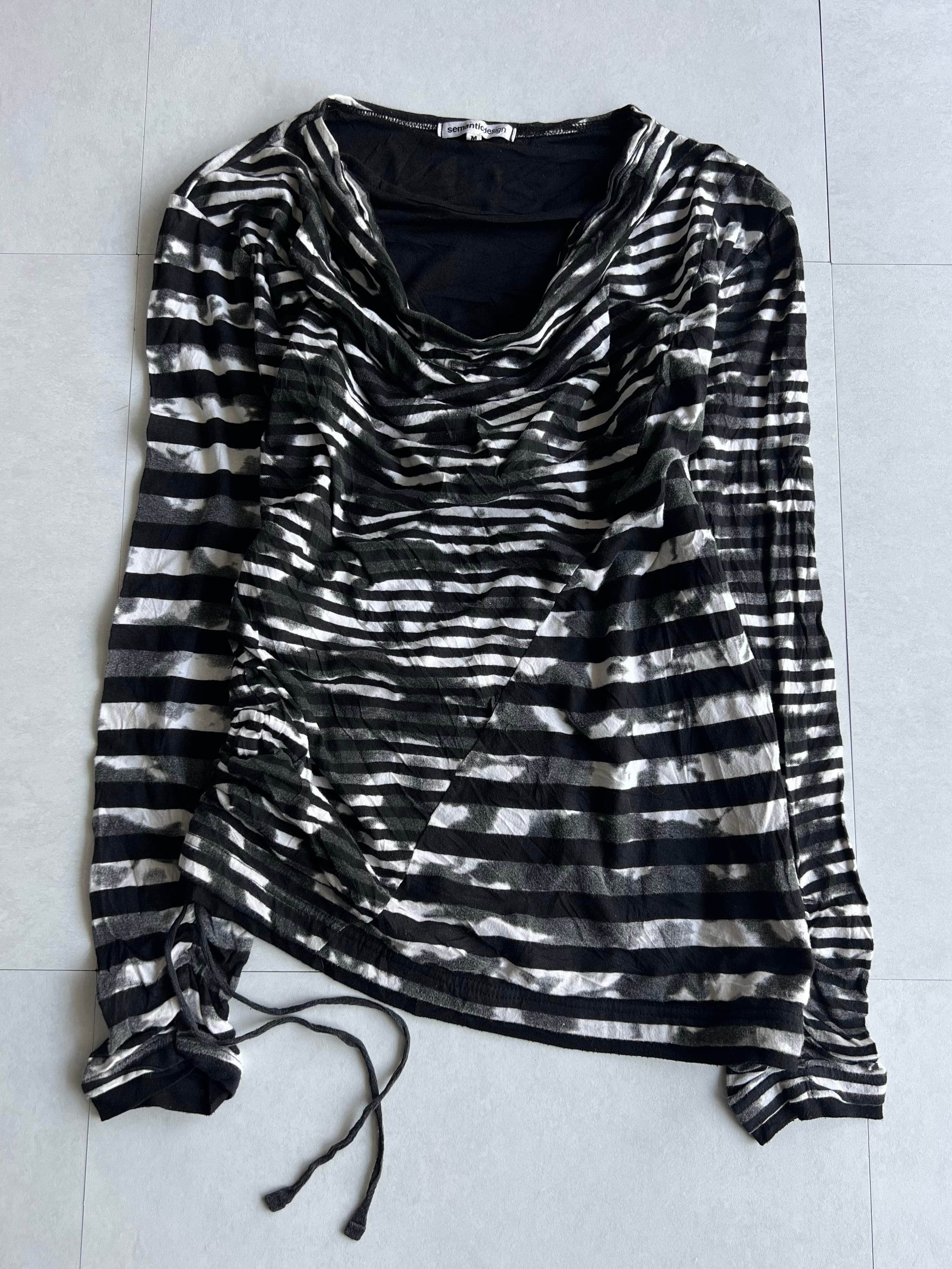 "semantic design" Border Drapes Long Sleeve