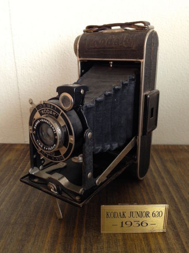 Vintage Camera Kodak Junior 620