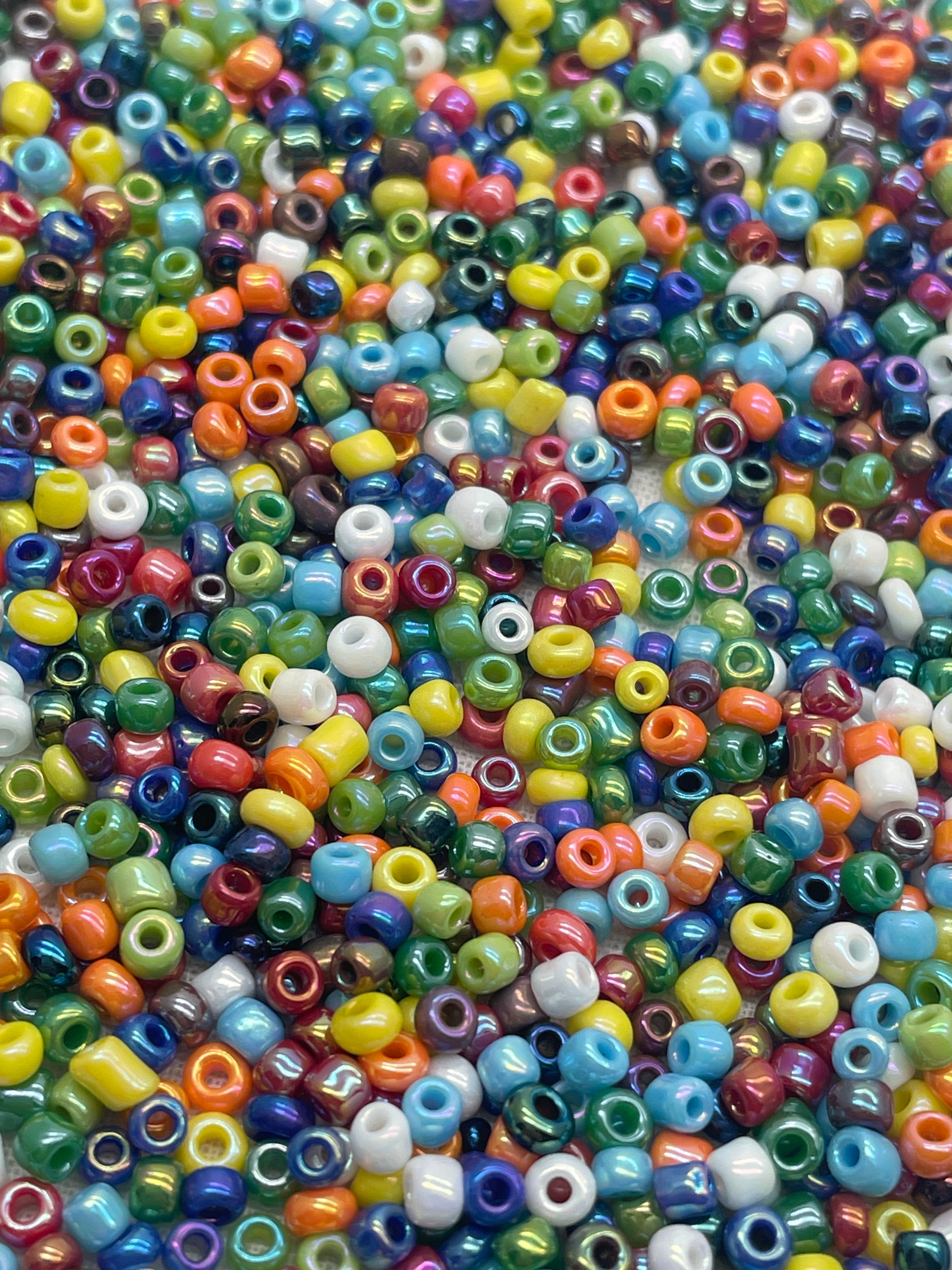 シードビーズ 3㎜ ミックスカラー オーロラタイプ 30g【SEED-BEADS