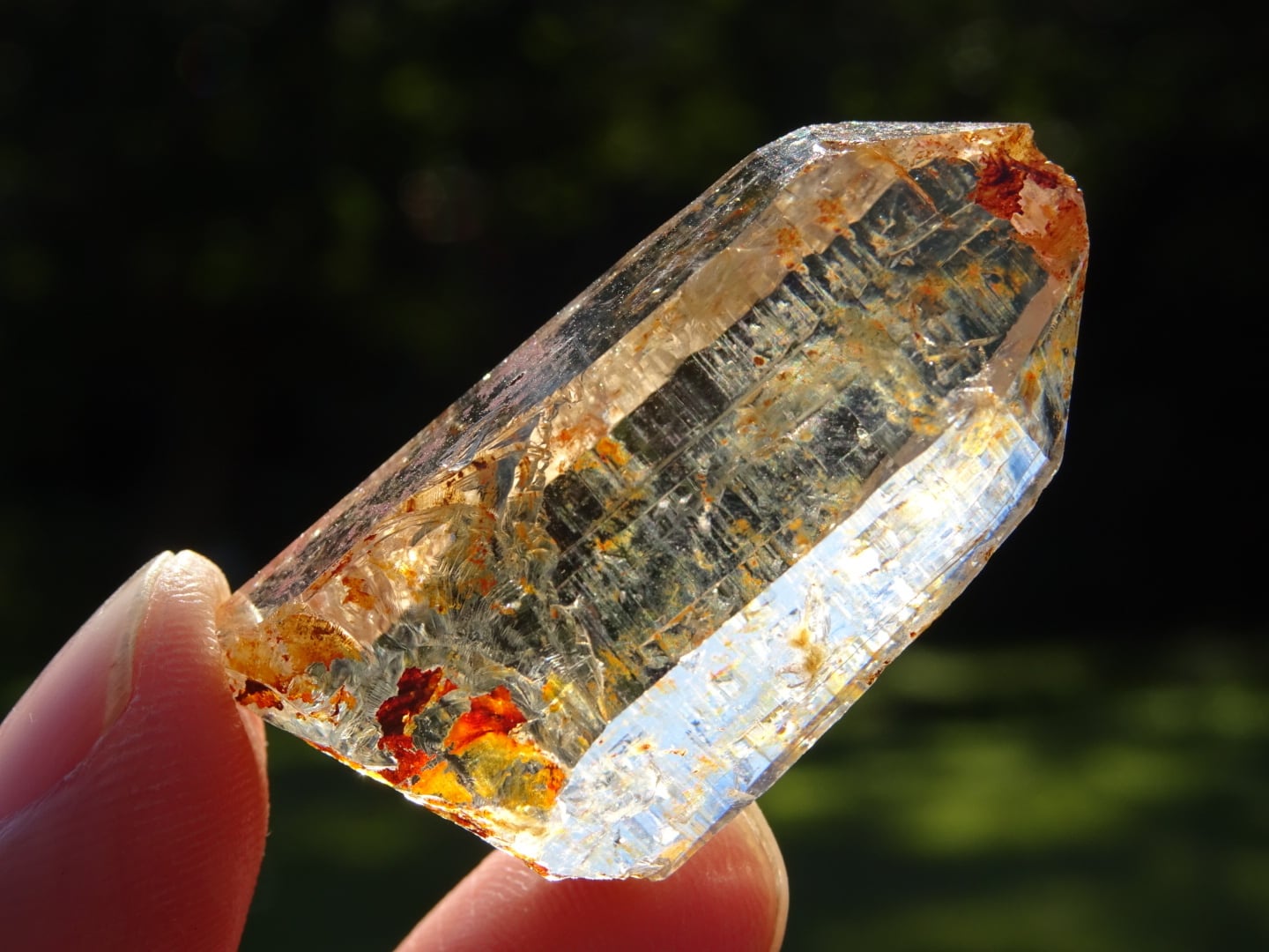 ガネーシュヒマール ティプリン産 高透明度 ゴールデンヒーラー 虹