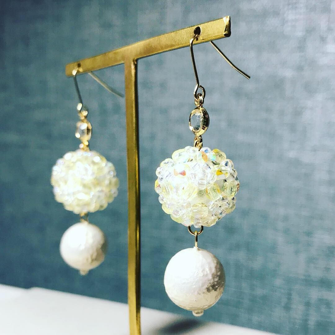 0058:シュガーボール ペールトーンピアス