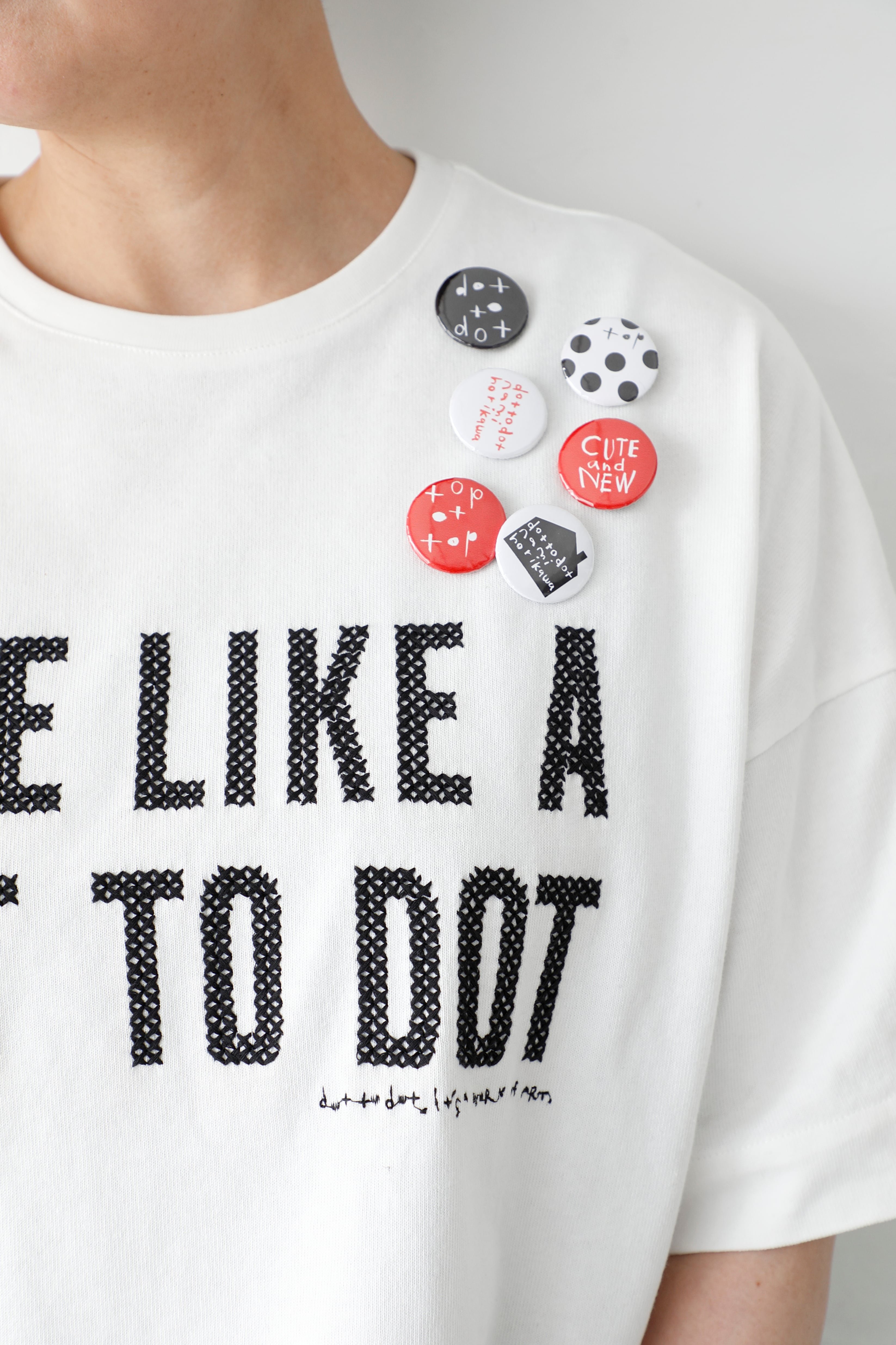 クロスステッチロゴTシャツ | dottodot-works