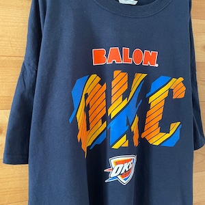 【GILDAN】NBA  バスケットボール オクラホマシティサンダー OKC Tシャツ XL ビッグロゴ us古着