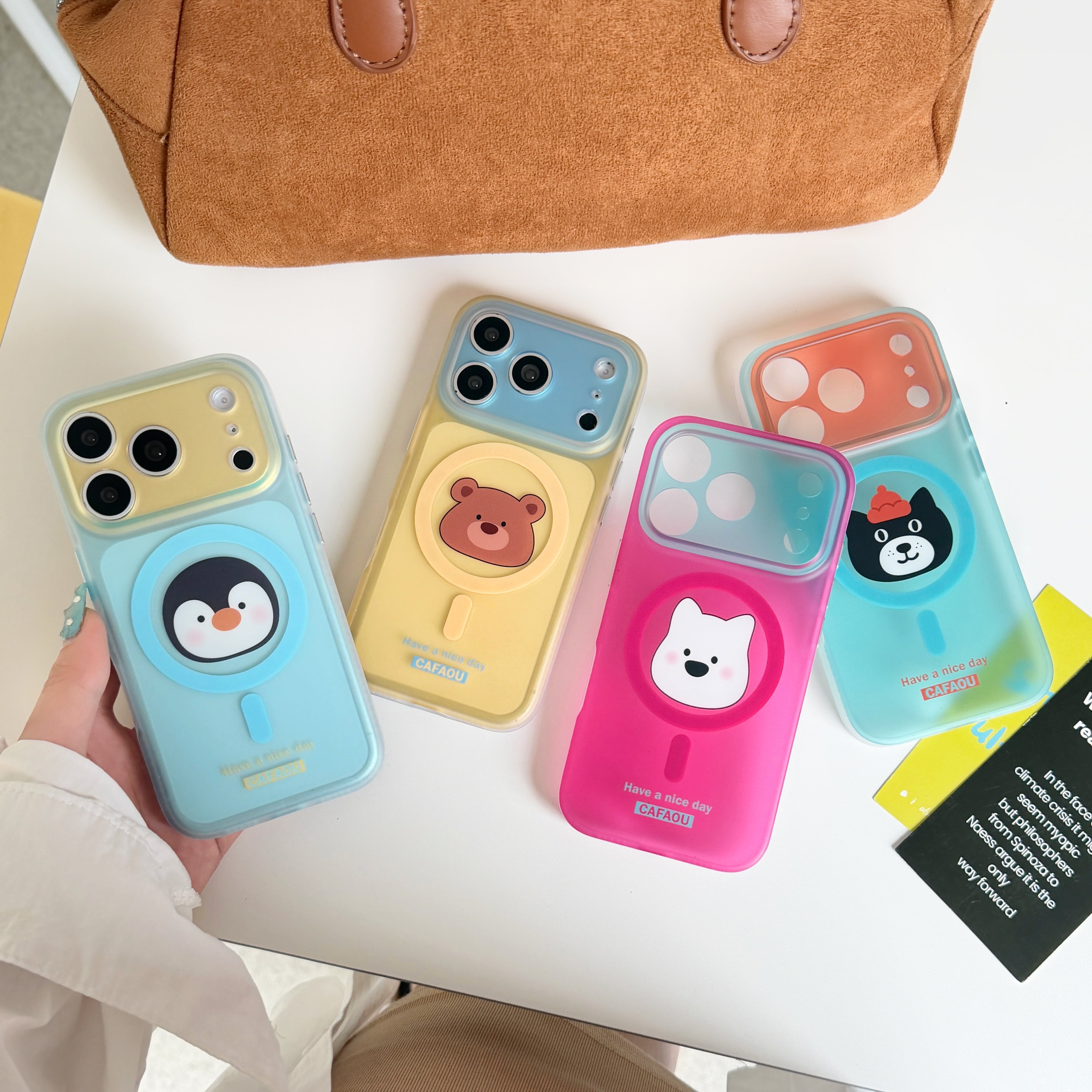 MagSafe対応 iPhone 17 16 15 ケース 半透明 マット調 アニマル