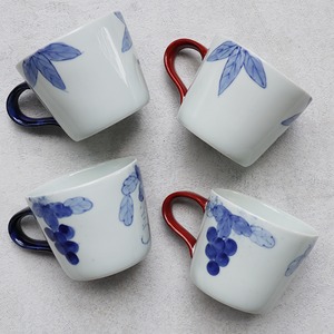 有田焼　カフェマグカップ　（吹墨ぶどう青・赤）（ざくろ青・赤）2-111