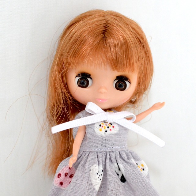 プチブライスサイズ おにぎりのワンピース りんごぽんのおみせ